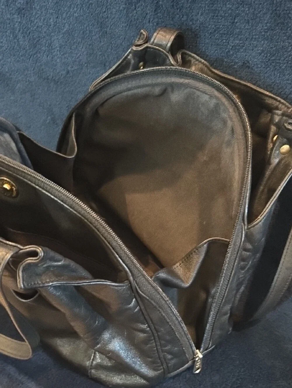 VINTAGE Black Genuine Leather Shoulder Bag